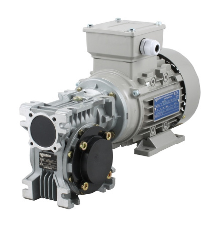 Червячный редуктор INNORED IRW050 (i=40) вал вх/вых 105*19/25 мм