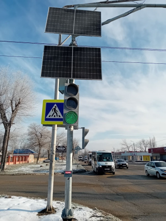 Автономные светофоры для пешеходного перехода